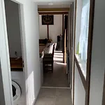 Longere Au Numero 7 Nyaraló