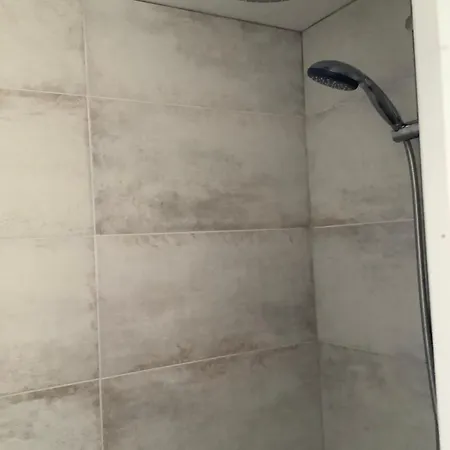 Longere Au Numero 7 Le Tronquay (Eure)