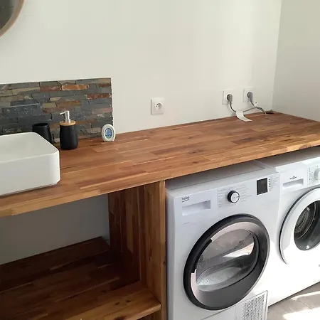 Longere Au Numero 7 Semesterbostad