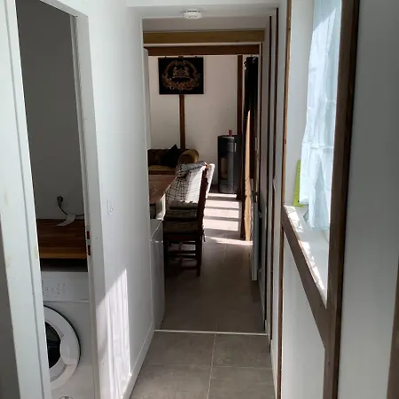 Longere Au Numero 7 Semesterbostad