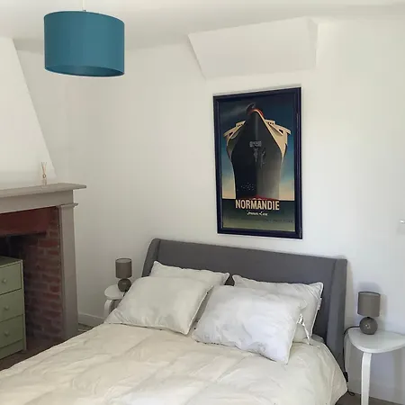 Semesterbostad Longere Au Numero 7 Le Tronquay (Eure)