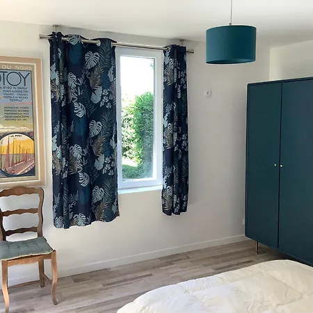 Longere Au Numero 7 *